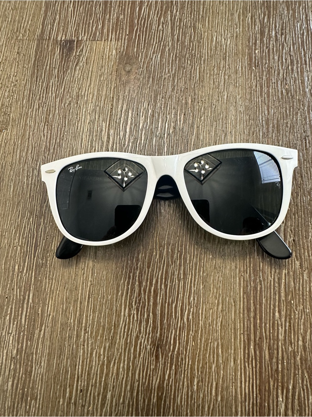 Ray-Ban Wayfarer White Frame Black Lens Sunglasses - Classic Wayfarer